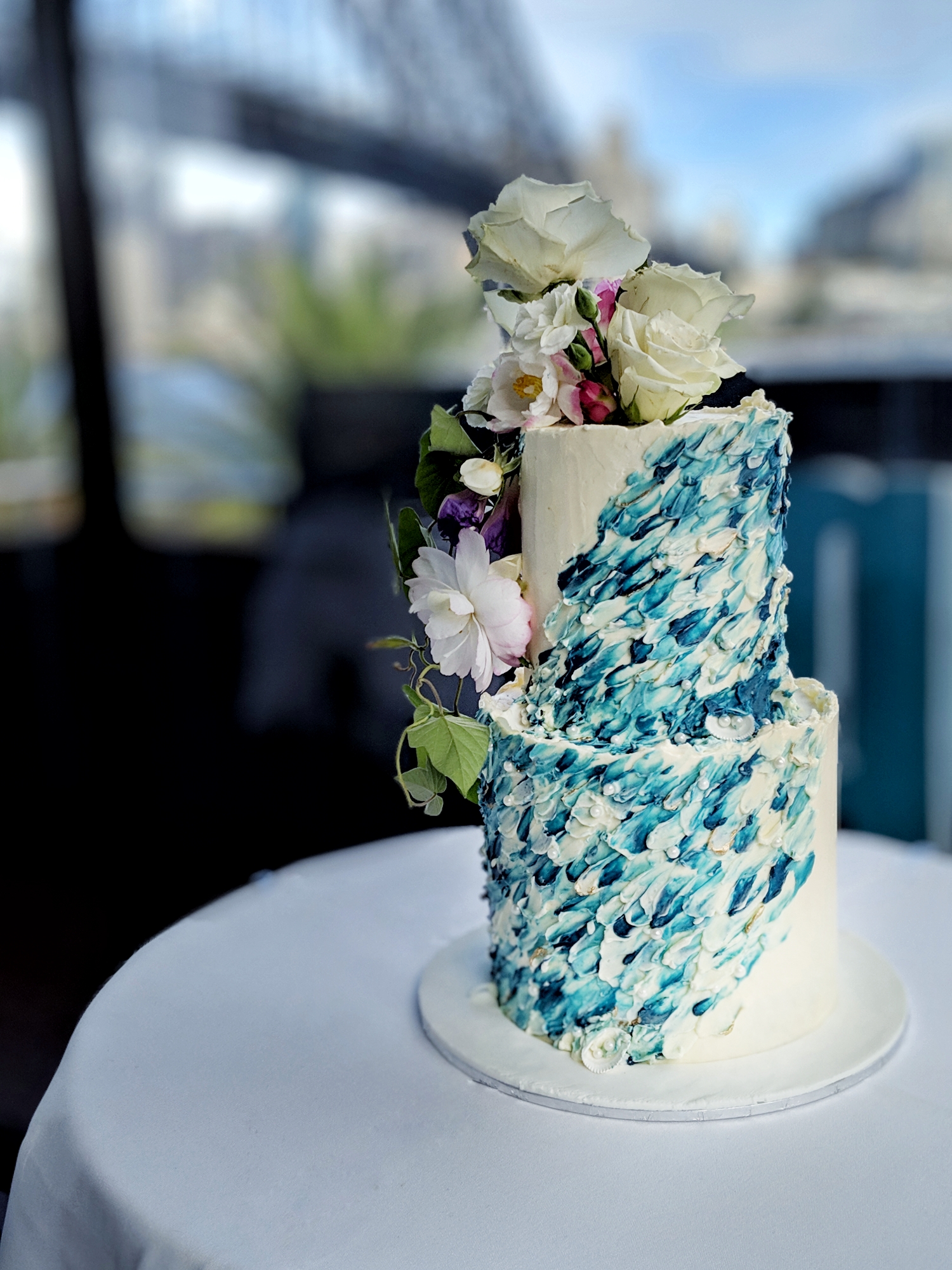 2 tier buttercream cake